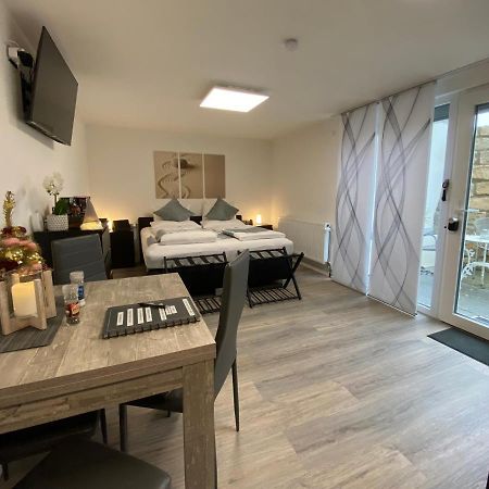 1,5 Zimmer Apartment In S-Bahn Naehe, 35 Qm, Max 4 Pers, Zentral, Private Terasse, Internet 250 Mbit Gärtringen Exteriör bild