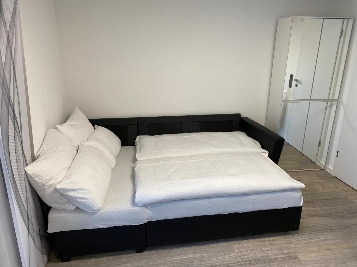 1,5 Zimmer Apartment In S-Bahn Naehe, 35 Qm, Max 4 Pers, Zentral, Private Terasse, Internet 250 Mbit Gärtringen Exteriör bild