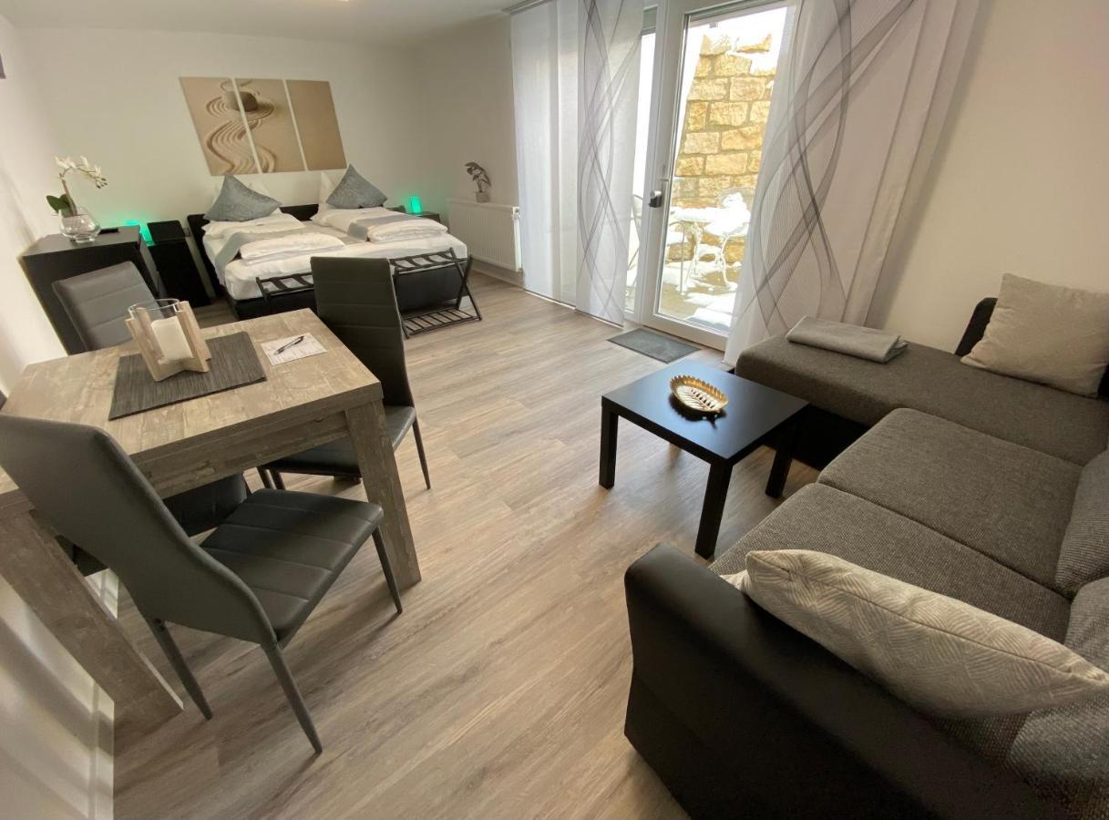 1,5 Zimmer Apartment In S-Bahn Naehe, 35 Qm, Max 4 Pers, Zentral, Private Terasse, Internet 250 Mbit Gärtringen Exteriör bild