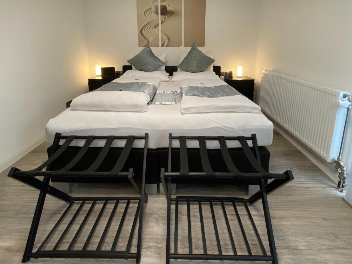 1,5 Zimmer Apartment In S-Bahn Naehe, 35 Qm, Max 4 Pers, Zentral, Private Terasse, Internet 250 Mbit Gärtringen Exteriör bild