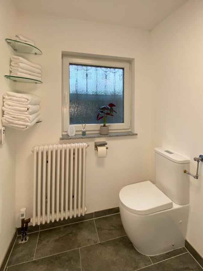 1,5 Zimmer Apartment In S-Bahn Naehe, 35 Qm, Max 4 Pers, Zentral, Private Terasse, Internet 250 Mbit Gärtringen Exteriör bild